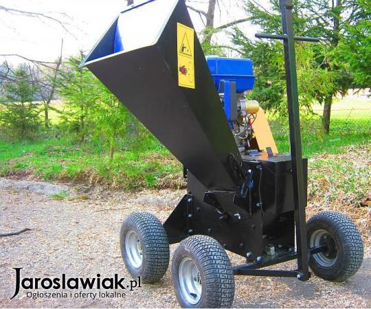 Rębak rodrabniacz do gałęzi TERMIT13ES, model 3- nożowy, silnik 13KM, elektrostart