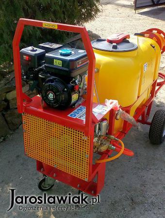 Opryskiwacz spalinowy wózkowy model Polexim 200, pojemność zbiornika 200l, 6,5 kM