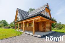 Całoroczny domek z bala 80 m² w Radawie – 10 arów, kominek