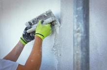 Zatrudnię tynkarzy na etat