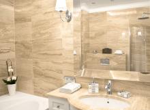 Płytki marmurowe BRECCIA SARDA pasy 1 cm poler