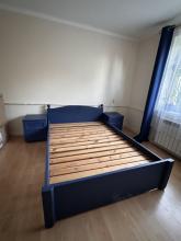 Komplet drewniane łóżko, materac, szafki nocne