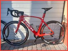 Trek Madone RSL model wyższy niż 9.9 na SRAM RED, ceramicspeed 56"